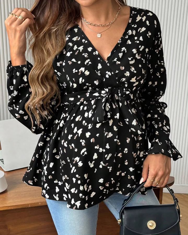 Maternity Lantern Sleeve Blouse
